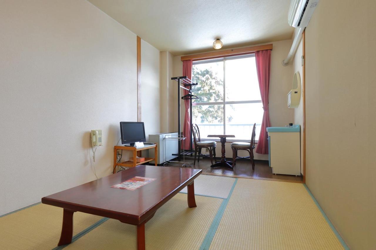 Ishiuchi Ski Center Minamiuonuma Bagian luar foto